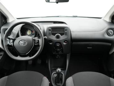 SPOTICAR Toyota Aygo 1.0 Vvt-i X-fun | Bluetooth | Airco | Reservewiel Tweedehands -  Benzine Wit - Rotterdam - 1200297679_5