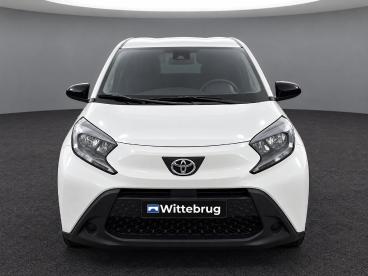 SPOTICAR Toyota Aygo X 1.0 Vvt-i Mt Play Camera | Apple Carplay | Cruis Tweedehands -  Benzine Wit - Naaldwijk - 1200302804_3