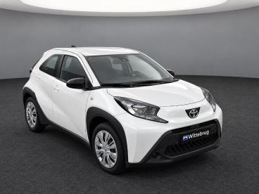 SPOTICAR Toyota Aygo X 1.0 Vvt-i Mt Play Camera | Apple Carplay | Cruis Tweedehands -  Benzine Wit - Naaldwijk - 1200302804_4