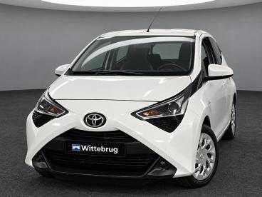 SPOTICAR Toyota Aygo 1.0 Vvt-i X-play Camera | Apple Carplay | Airco | Tweedehands -  Benzine Wit - Den Haag - 1200302833_3