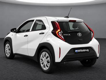 SPOTICAR Toyota Aygo 1.0 Vvt-i Mt Apple Carplay | Android Auto | Adapti Tweedehands -  Benzine Wit - Den Haag - 1200303790_3