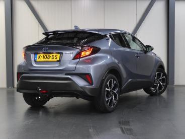 SPOTICAR Toyota C-hr 1.8 Hybrid Active | Achteruitrijcamera | Trekhaak Tweedehands - Suv Hybride Grijs - Amersfoort - 1200297418_3