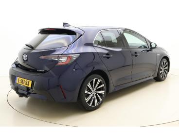 SPOTICAR Toyota Corolla 1.8 Hybrid Dynamic | Navigatie Via Carplay | Led V Tweedehands - Hatchback Hybride Blauw - Leeuwarden - 1200278563_2