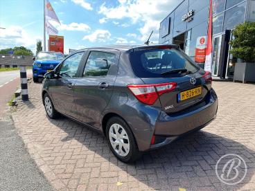SPOTICAR Toyota Yaris 1.0 Vvt-i 72pk Comfort | Airconditioning, Radio Cd Tweedehands - Hatchback Benzine Grijs - Krimpen Aan Den Ijssel - 1200272877_3