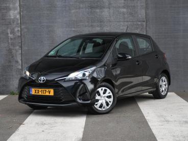 SPOTICAR Toyota Yaris Active 1.5 Vvt-i 115pk Navi | Camera | Cruise | Bo Tweedehands - Hatchback Benzine Zwart - Sittard - 1200279766_1