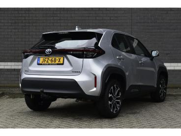 SPOTICAR Toyota Yaris 1.5 Hybrid Dynamic / Navi / Apple Carplay / Camera Tweedehands - Hatchback Hybride Grijs - Mijdrecht - 1200283556_3