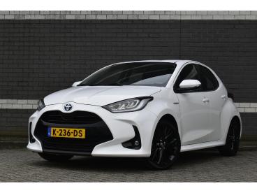 SPOTICAR Toyota Yaris 1.5 Hybrid Dynamic / Trekhaak Afneembaar / 17'' Lm Tweedehands - Hatchback Hybride Wit - Mijdrecht - 1200283621_1