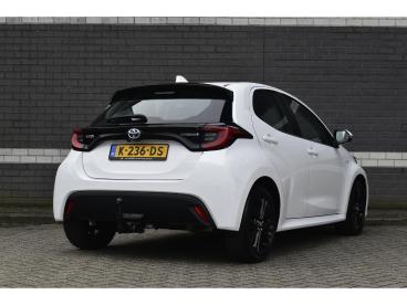SPOTICAR Toyota Yaris 1.5 Hybrid Dynamic / Trekhaak Afneembaar / 17'' Lm Tweedehands - Hatchback Hybride Wit - Mijdrecht - 1200283621_2