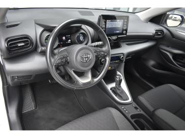 SPOTICAR Toyota Yaris 1.5 Hybrid Dynamic / Trekhaak Afneembaar / 17'' Lm Tweedehands - Hatchback Hybride Wit - Mijdrecht - 1200283621_3