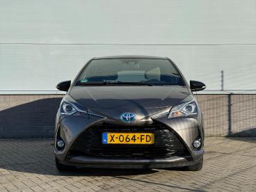SPOTICAR Toyota Yaris 1.5 Hybrid 100pk Cvt Automaat Dynamic | Cruise Con Tweedehands - Hatchback Hybride Grijs - Doetinchem - 1200285737_2