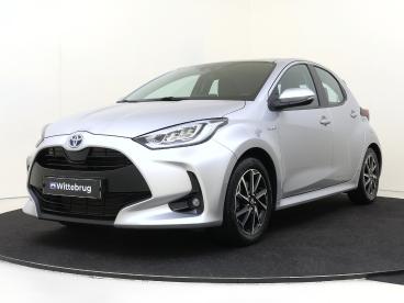 SPOTICAR Toyota Yaris 1.5 Hybrid First Edition | Camera | Navigatie | Ke Tweedehands - Hatchback Hybride Grijs - Den Haag - 1200287907_1