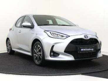 SPOTICAR Toyota Yaris 1.5 Hybrid First Edition | Camera | Navigatie | Ke Tweedehands - Hatchback Hybride Grijs - Den Haag - 1200287907_3