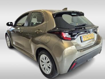 SPOTICAR Toyota Yaris 1.5 Hybrid Active Automaat | Navigatie | Camera | Tweedehands - Hatchback Hybride Groen - Zoetermeer - 1200290150_4