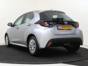 SPOTICAR Toyota Yaris 1.5 Vvt-i Active Tweedehands - Hatchback Benzine Grijs - Den Haag - 1200290971_4