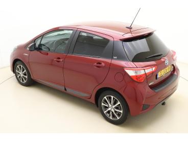 SPOTICAR Toyota Yaris 1.5 Hybrid Y20 Exclusive Edition Automaat | Afneem Tweedehands - Hatchback Hybride Rood - Leeuwarden - 1200292752_4