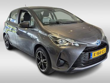 SPOTICAR Toyota Yaris 1.5 Hybrid | Automaat | Parkeersensoren | Lichtmet Tweedehands - Hatchback Hybride Grijs - Zoetermeer - 1200293045_2
