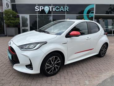 SPOTICAR Toyota Yaris 1.5 Hybrid Dynamic Automaat Keyless Tweedehands - Hatchback Hybride Wit - Krimpen Aan Den Ijssel - 1200295634_1