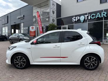 SPOTICAR Toyota Yaris 1.5 Hybrid Dynamic Automaat Keyless Tweedehands - Hatchback Hybride Wit - Krimpen Aan Den Ijssel - 1200295634_2
