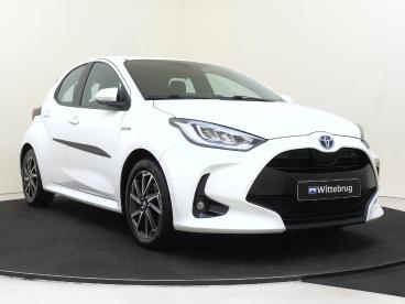 SPOTICAR Toyota Yaris 1.5 Hybrid Dynamic | Carplay | Camera | Climate Co Tweedehands - Hatchback Hybride Wit - Bergschenhoek - 1200300787_3