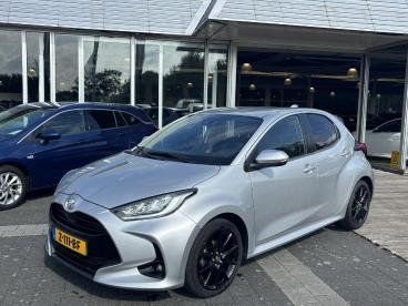 SPOTICAR Toyota Yaris 1.5 Vvt-i Style Airco | Parkeersensoren | Camera | Tweedehands - Hatchback Benzine Grijs - Dokkum - 1200301852_1