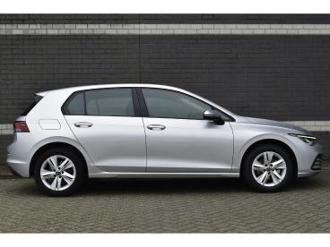 SPOTICAR Volkswagen Golf 1.0 Etsi Life Dsg Automaat Apple Carplay Sfeerverl Tweedehands - Hatchback Benzine Grijs - Mijdrecht - 1200284470_3