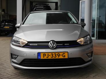 SPOTICAR Volkswagen Golf 1.0 Tsi Comfortline | Automaat | Trekhaak | Lichtm Tweedehands - Mpv Benzine Grijs - Sneek - 1200297870_3