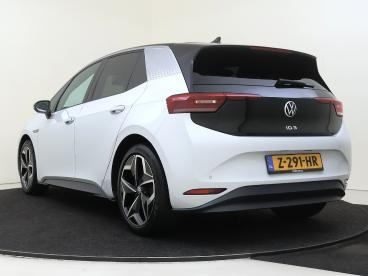 SPOTICAR Volkswagen Id.3 First 58 Kwh | Stoelverwarming | Camera | Navigati Tweedehands - Hatchback Elektrisch Wit - Bergschenhoek - 1200295411_4