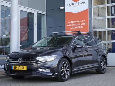 SPOTICAR Volkswagen Passat Variant 1.5 Tsi Elegance Business R | Automaat | T Tweedehands - Stationwagen Benzine Zwart - Sneek - 1200269353_1