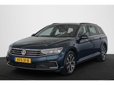 SPOTICAR Volkswagen Passat Variant 1.4 Tsi Phev Gte Trekhaak Dynaudio Apple C Tweedehands - Stationwagen Plugin Hybrid Blauw - Mijdrecht - 1200294002_1