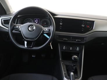 SPOTICAR Volkswagen Polo 1.0 Tsi Comfortline | Navigatie | Apple Car Play | Tweedehands -  Benzine Grijs - Den Haag - 1200287908_5