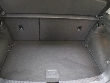 SPOTICAR Volkswagen T-cross 1.0 Tsi Go | Navigatie | Parkeerhulp | Carplay | S Tweedehands - Suv Benzine Grijs - Bergschenhoek - 1200278990_5