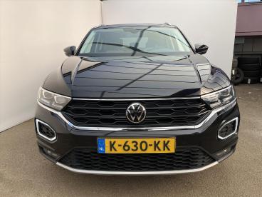 SPOTICAR Volkswagen T-roc 1.5 Tsi 150pk Automaat Sport Pano Virtual Navi Cam Tweedehands - Suv Benzine Zwart - Haarlem - 1200274383_4