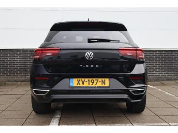 SPOTICAR Volkswagen T-roc 1.5 Tsi Sport * Pano * 18 Inch * 3x R Line * Camer Tweedehands - Suv Benzine Zwart - Almere - 1200279756_5