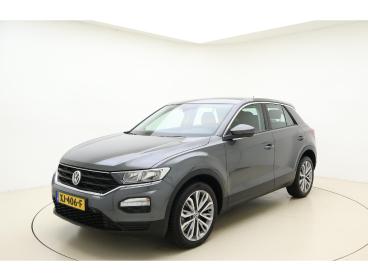 SPOTICAR Volkswagen T-roc 1.0 Tsi 115 Pk | Airco | Dab Radio | Lichtmetalen Tweedehands - Suv Benzine Grijs - Leeuwarden - 1200282334_1