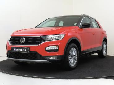 SPOTICAR Volkswagen T-roc 1.5 Tsi Style Business | Stoelverwarming | Camera Tweedehands - Suv Benzine Rood - Bergschenhoek - 1200289198_1