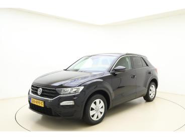 SPOTICAR Volkswagen T-roc 1.0 Tsi Style | 115pk | Stoelverwarming | Parkeers Tweedehands - Suv Benzine Zwart - Drachten - 1200291394_1