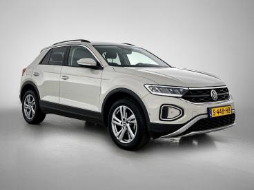SPOTICAR Volkswagen T-roc 1.0 110pk Life | Navigatie | Airco | Adaptieve Cru Tweedehands - Suv Benzine Grijs - Oirschot - 1200294029_2