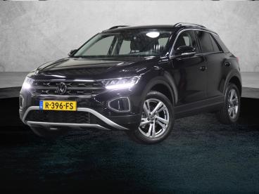 SPOTICAR Volkswagen T-roc 1.5 150pk Tsi Life | 1ste Eigenaar | Applecarplay/ Tweedehands - Suv Benzine Zwart - Amersfoort - 1200294198_1