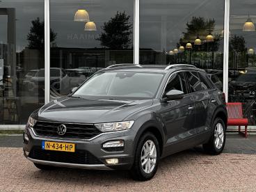 SPOTICAR Volkswagen T-roc 1.0 Tsi Style Business | Trekhaak | 1e Eigenaar | Tweedehands - Suv Benzine Grijs - Dokkum - 1200300195_1