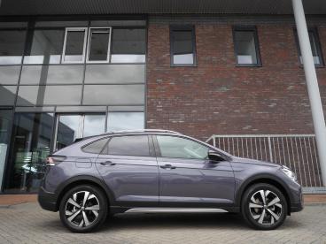 SPOTICAR Volkswagen Taigo 1.0 Tsi Style | Automaat | Trekhaak | Achteruitrij Tweedehands - Suv Benzine Grijs - Sneek - 1200300267_2