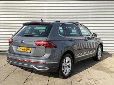 SPOTICAR Volkswagen Tiguan 1.5 Tsi Elegance Dsg Automaat Camera | Navigatie | Tweedehands - Suv Benzine Grijs - Velp - 1200287930_3