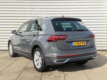 SPOTICAR Volkswagen Tiguan 1.5 Tsi Elegance Dsg Automaat Camera | Navigatie | Tweedehands - Suv Benzine Grijs - Velp - 1200287930_4