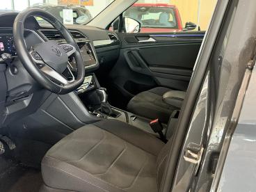 SPOTICAR Volkswagen Tiguan 1.5 Tsi Elegance Dsg Automaat Camera | Navigatie | Tweedehands - Suv Benzine Grijs - Velp - 1200287930_5