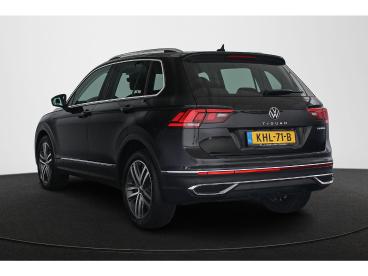 SPOTICAR Volkswagen Tiguan 1.4 Tsi Ehybrid Elegance Trekhaak Stoelverwarming Tweedehands - Suv Plugin Hybrid Zwart - Mijdrecht - 1200294109_4