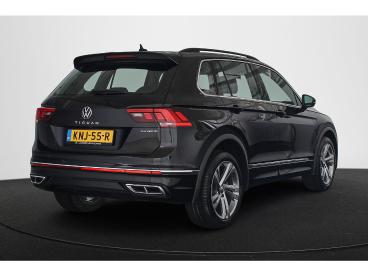 SPOTICAR Volkswagen Tiguan  Tweedehands - Suv Plugin Hybrid Zwart - Mijdrecht - 1200298146_3