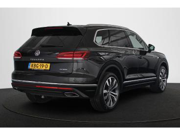 SPOTICAR Volkswagen Touareg 3.0 Tsi Ehybrid 4motion Elegance Trekhaak Luchtver Tweedehands - Suv Plugin Hybrid Zwart - Mijdrecht - 1200289822_3