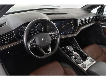 SPOTICAR Volkswagen Touareg 3.0 Tsi Ehybrid 4motion Elegance Trekhaak Luchtver Tweedehands - Suv Plugin Hybrid Zwart - Mijdrecht - 1200289822_5