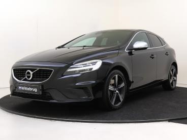 SPOTICAR Volvo V40 1.5 T3 Polar+ Sport | Panodak | Stoelverwarming | Tweedehands - Hatchback Benzine Zwart - Bergschenhoek - 1200285302_1