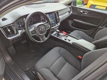 SPOTICAR Volvo V60 2.0 T4 Momentum | Trekhaak | Navigatie | Achteruit Tweedehands - Stationwagen Benzine Grijs - Wirdum (fr) - 1200284120_5