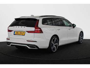 SPOTICAR Volvo V60 2.0 T6 Recharge Awd R-design Panoramadak Harman Ka Tweedehands - Stationwagen Plugin Hybrid Wit - Mijdrecht - 1200286231_3